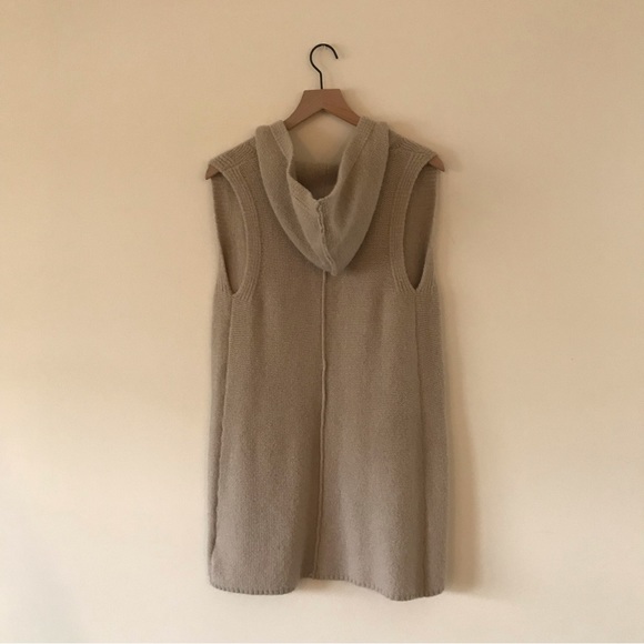 Tahari Wool Blend Pocketed Sleeveless Hooded Tan Cardigan - Size Small - Picture 3 of 8